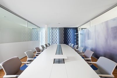 Verticale lamelgordijnsystemen, SG 2810, Multi Shadow, Room shot "Disy Information Systems GmbH", Karlsruhe, Germany, Vertical Waves