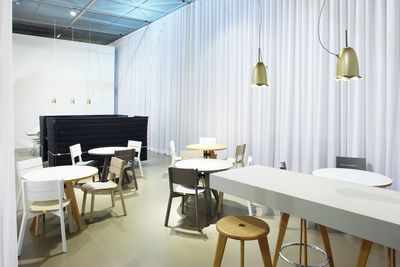 Gordijnsystemen, Colorama 1, Room shot "Vitra Booth"