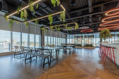 Rolgordijnsystemen, SG 4910, Versascreen 1-10%, Virgin Money, Glasgow, Scotland, United Kingdom