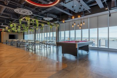 Rolgordijnsystemen, SG 4910, Versascreen 1-10%, Virgin Money, Glasgow, Scotland, United Kingdom